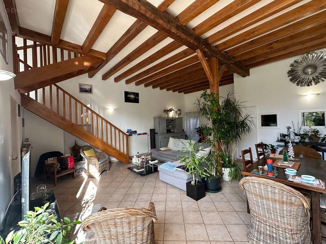 Maison à CHASSIGNOLLES