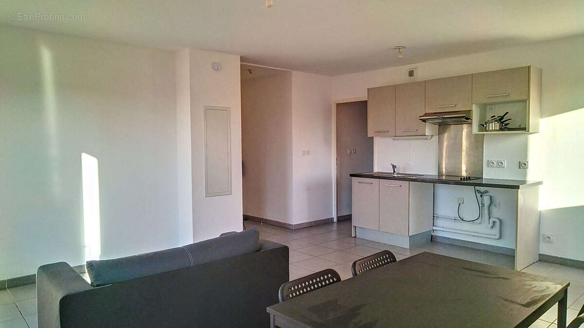 Appartement à SORGUES