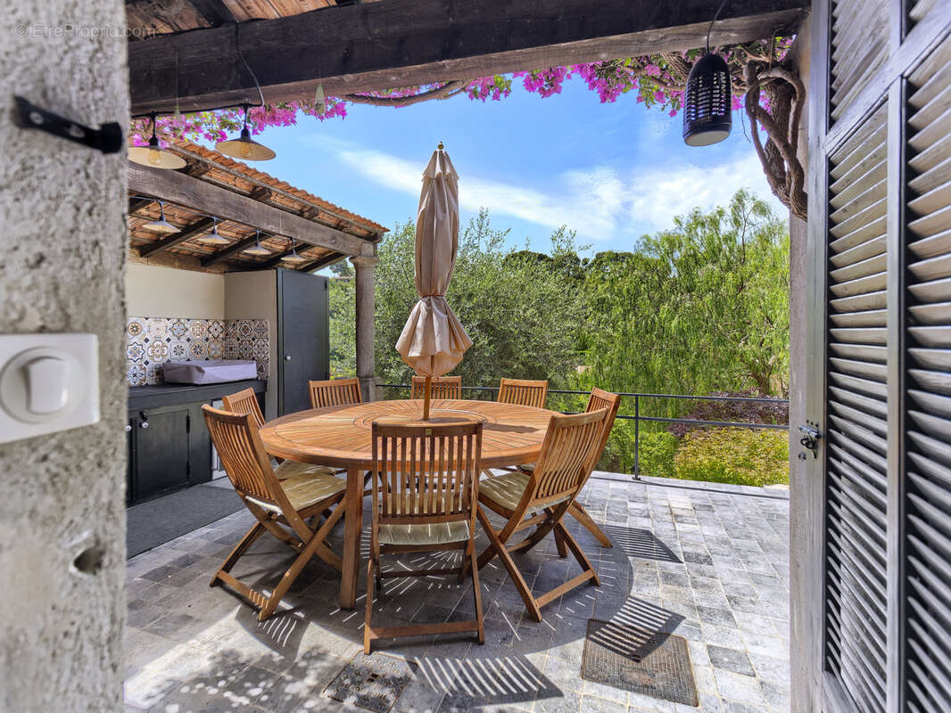 Maison à CAGNES-SUR-MER