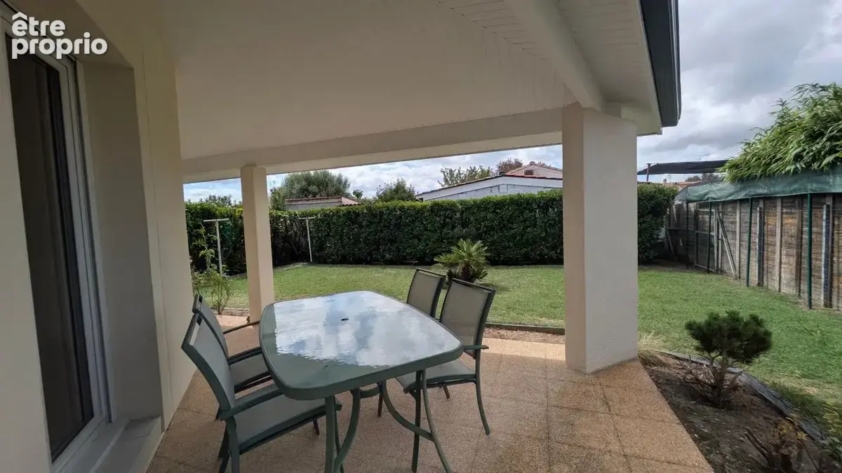 Maison À Vendre T4 91.5 m²  avec garage - photo 9