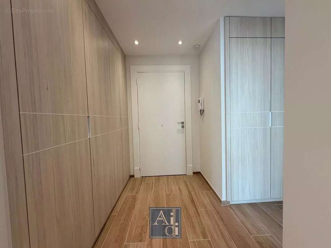 Appartement 3 pièces Cannes Grand Hôtel - photo 7