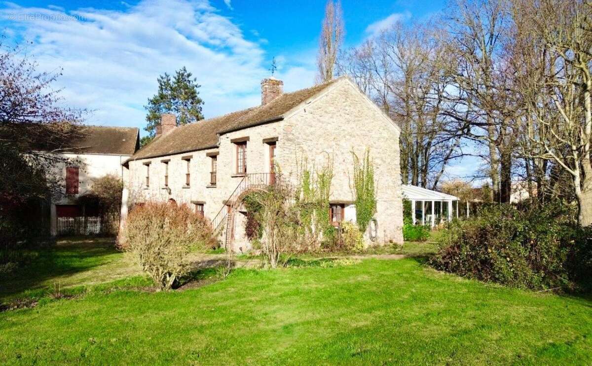 Belle longère à Hargeville pour les amoureux de la Pierre - photo 2
