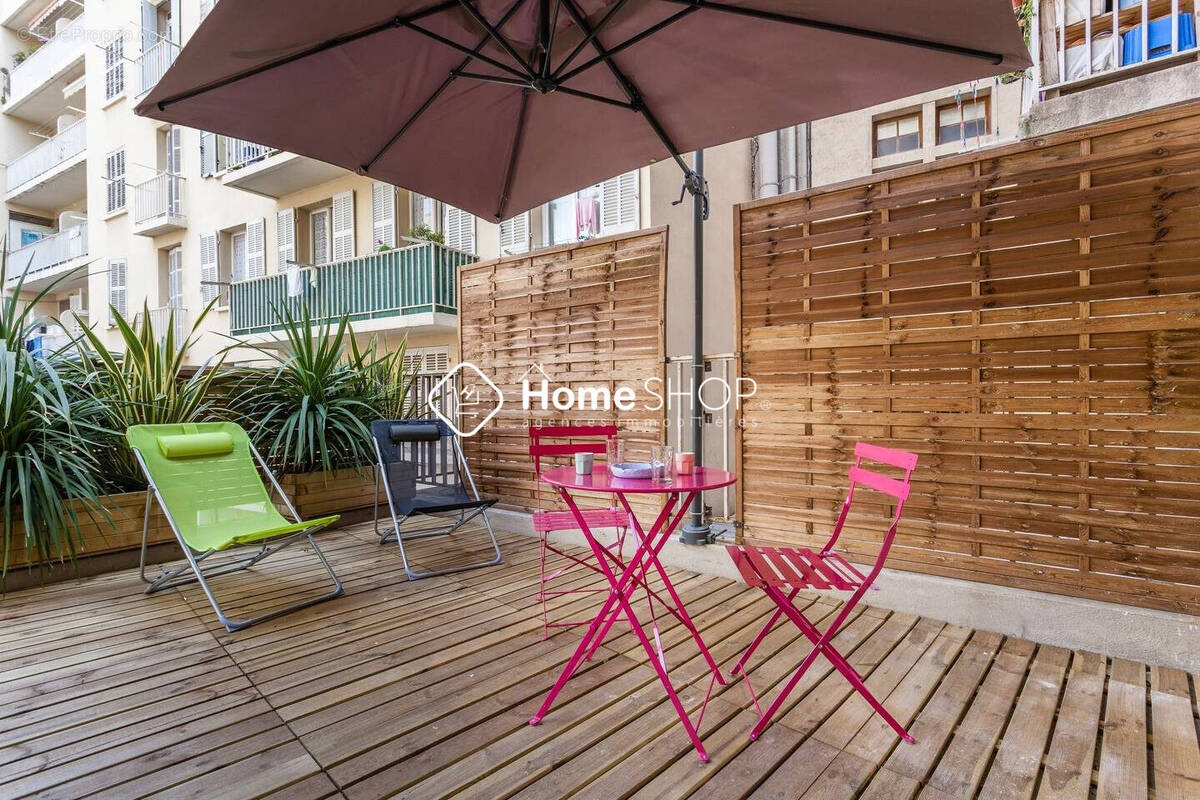 Appartement à MARSEILLE-2E