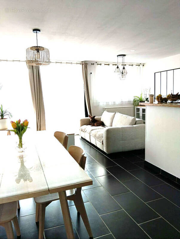 Appartement à MAUREPAS