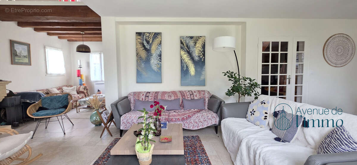 Maison à SAINT-BARTHELEMY-D&#039;ANJOU