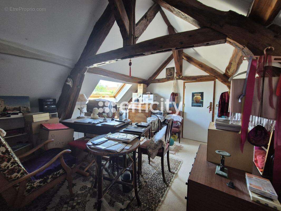 Maison à HUISSEAU-SUR-COSSON