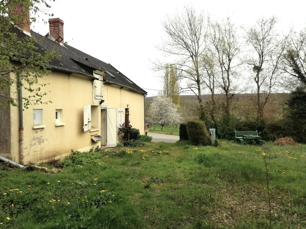 Maison à PARIGNY-LES-VAUX