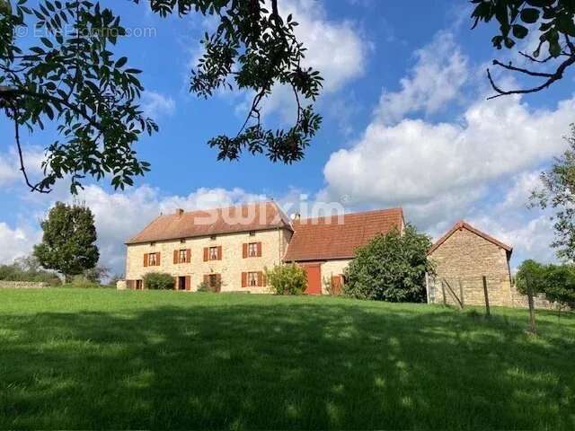 Maison à OYE