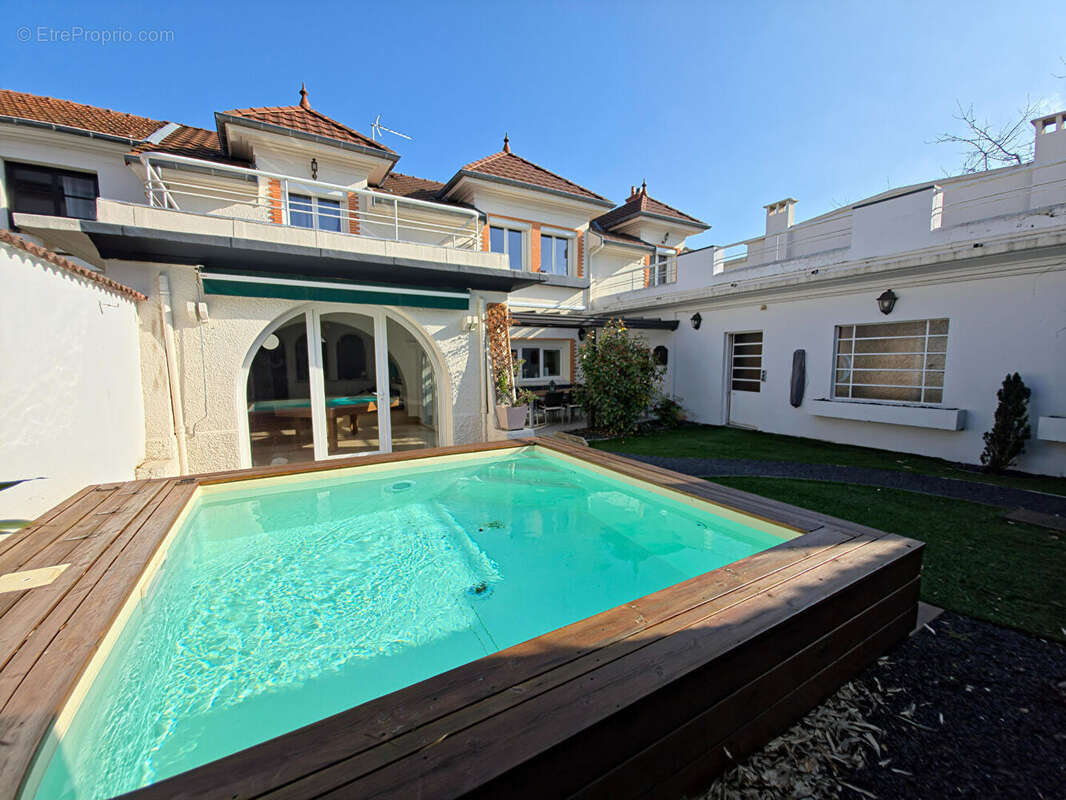 Maison à BOURGOIN-JALLIEU