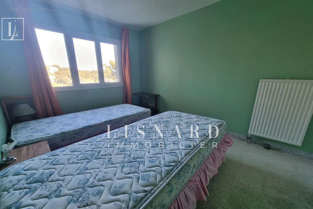 Appartement à VALLAURIS