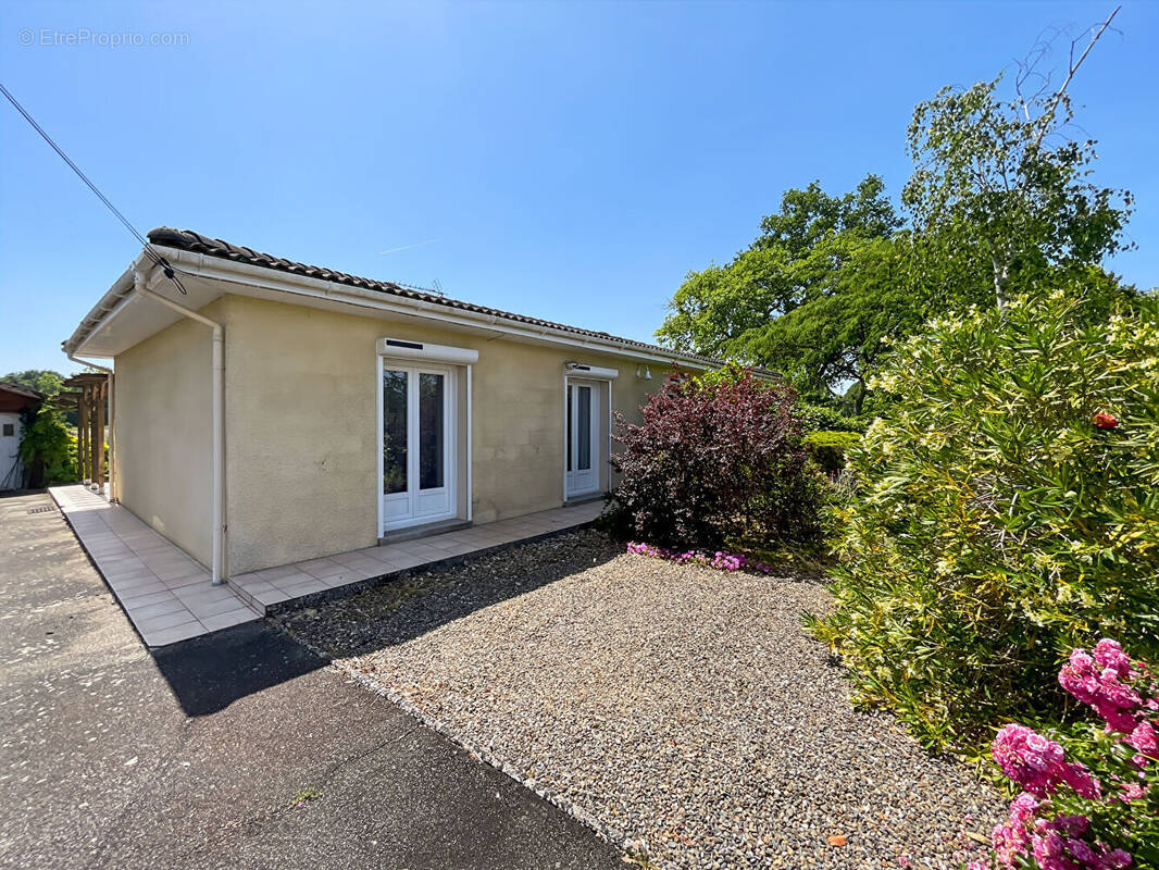 Maison à LAMOTHE