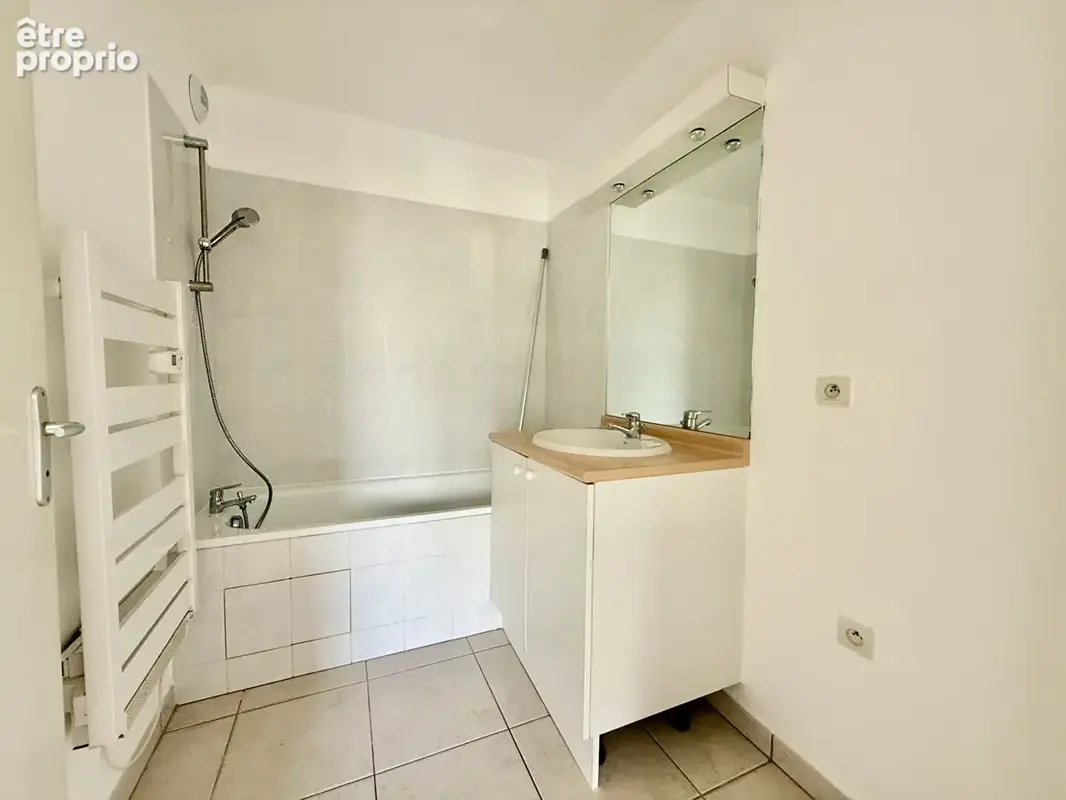 Appartement Angouleme 2 pièce(s) 40 m2 - photo 9