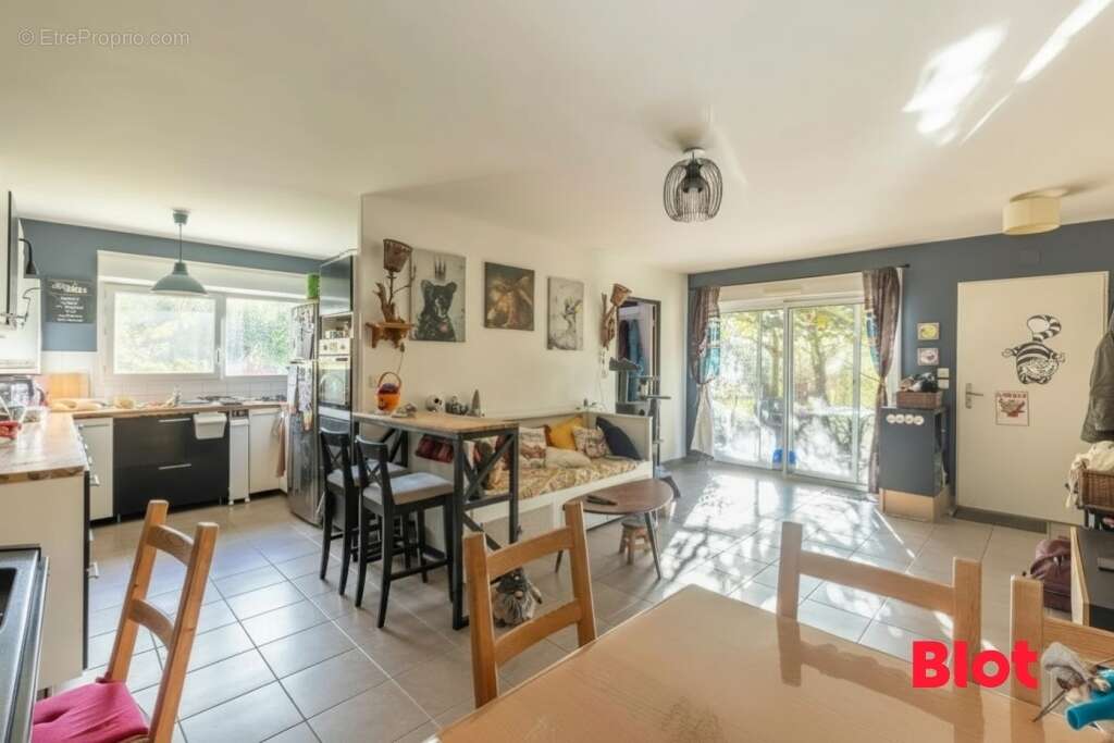 Appartement à THORIGNE-FOUILLARD