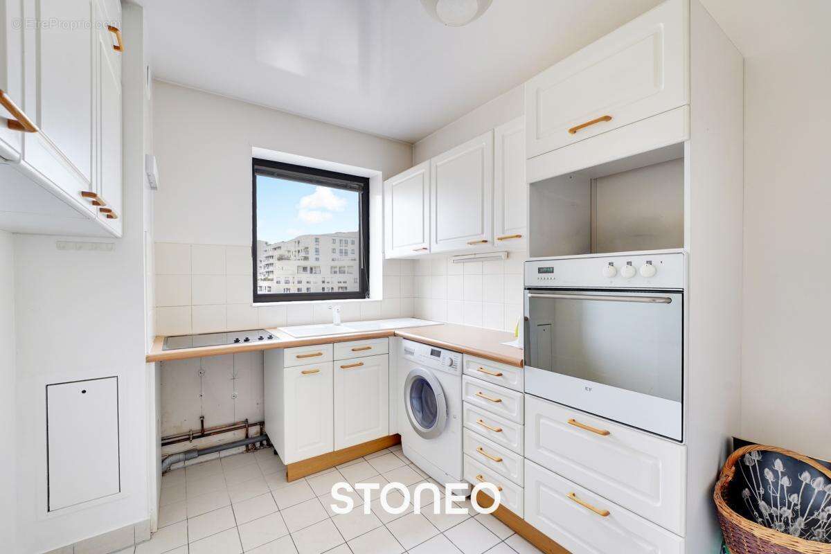 Appartement à LEVALLOIS-PERRET