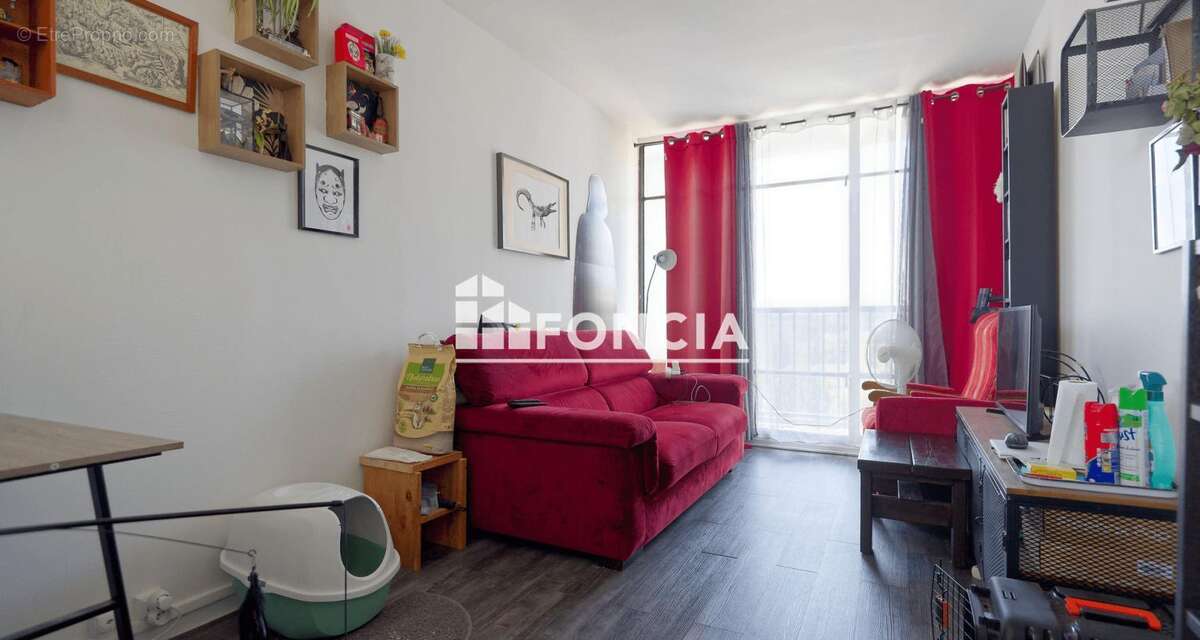 Appartement à SAVIGNY-SUR-ORGE