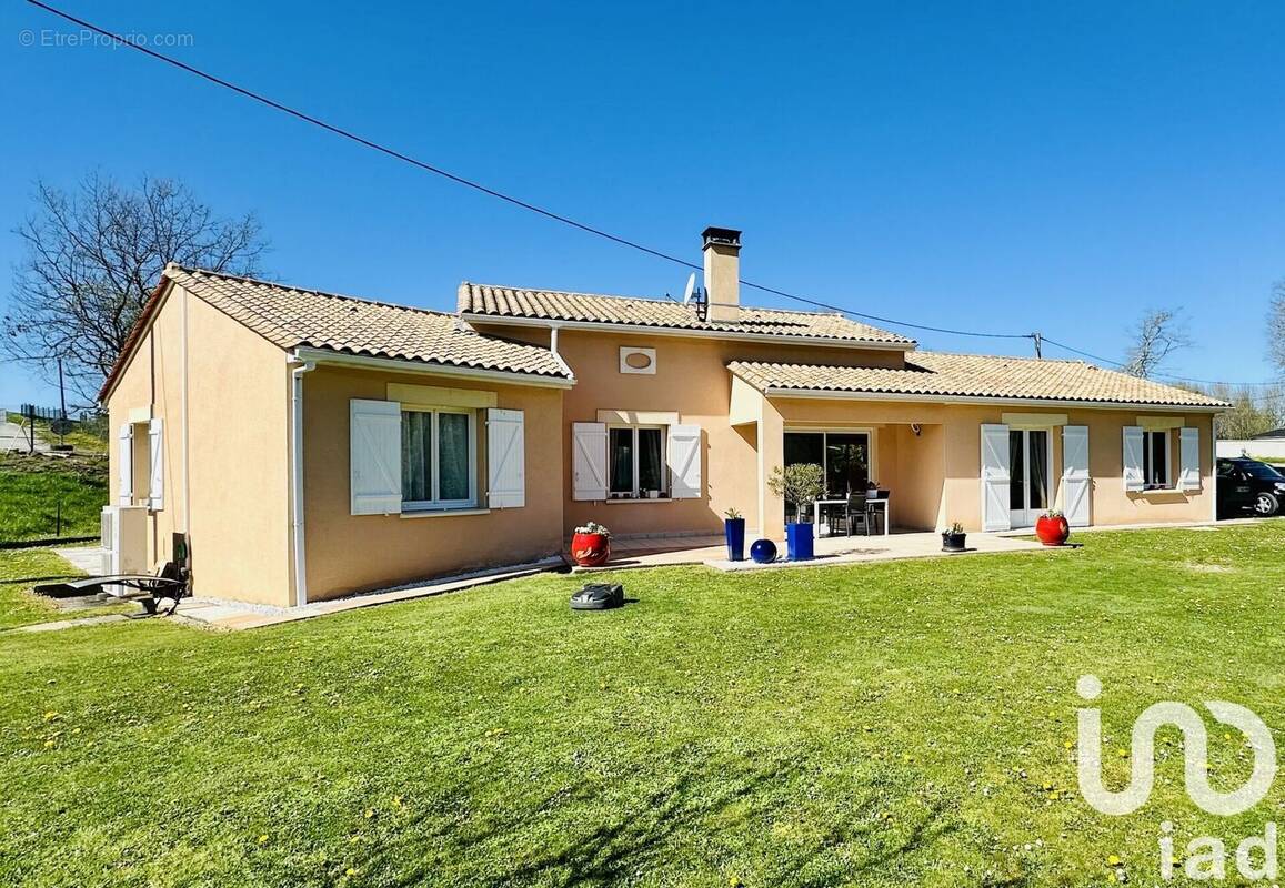 Photo 1 - Maison à TRELISSAC