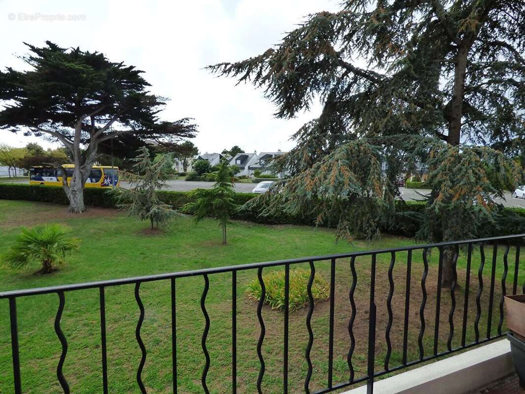 Le pouliguen, proche centre ville t2 traversant avec locataire en place - photo 11