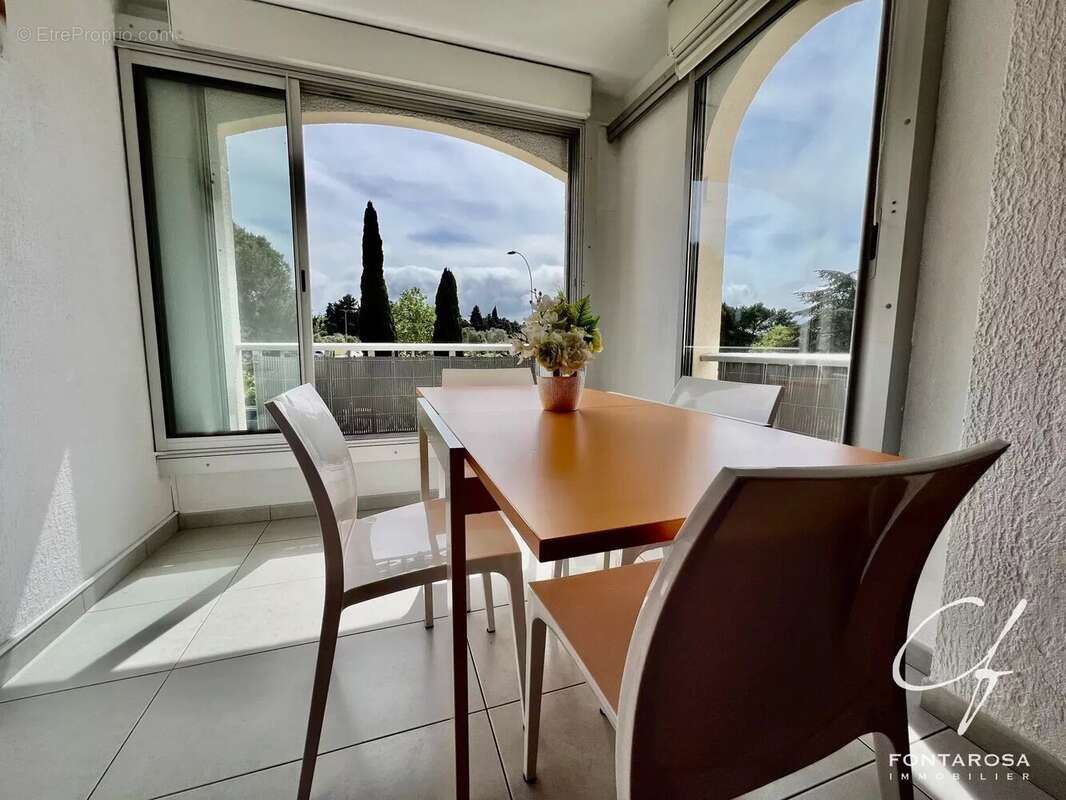 Appartement à FREJUS