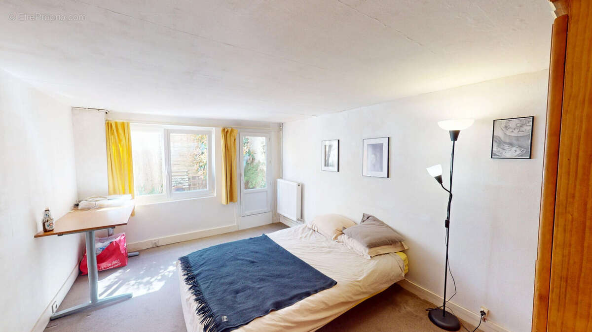 Maison à IVRY-SUR-SEINE