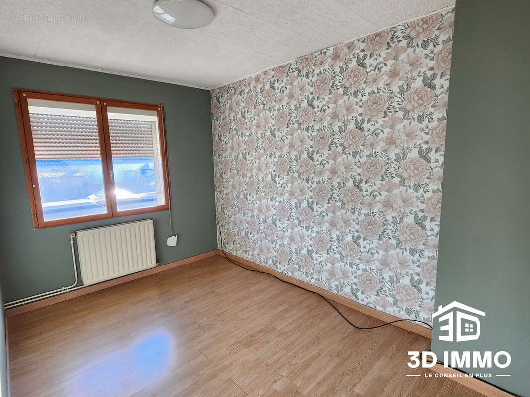 Maison à AVESNELLES