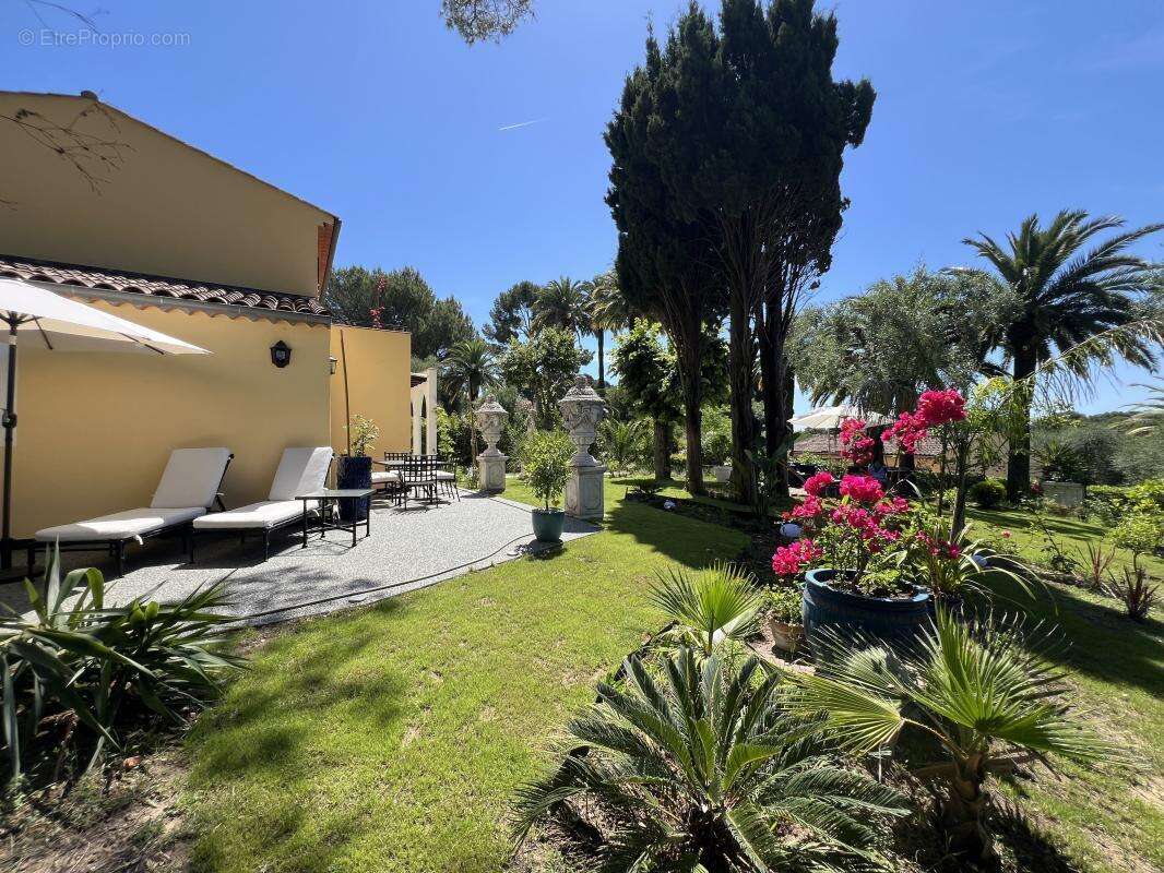 Maison à CANNES