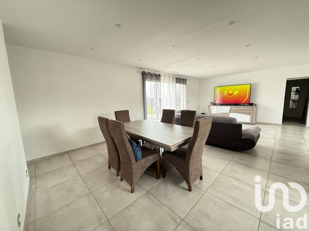 Photo 4 - Maison à SAINT-MAGNE-DE-CASTILLON