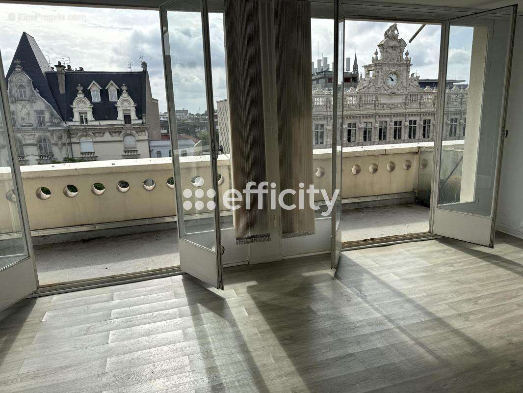 Appartement à VALENCIENNES