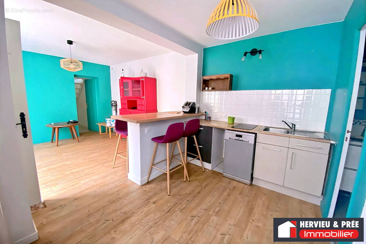 Appartement à LUC-SUR-MER