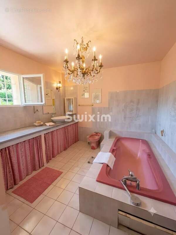 Maison vue mer avec piscine les rochers blancs la croix valmer - photo 10