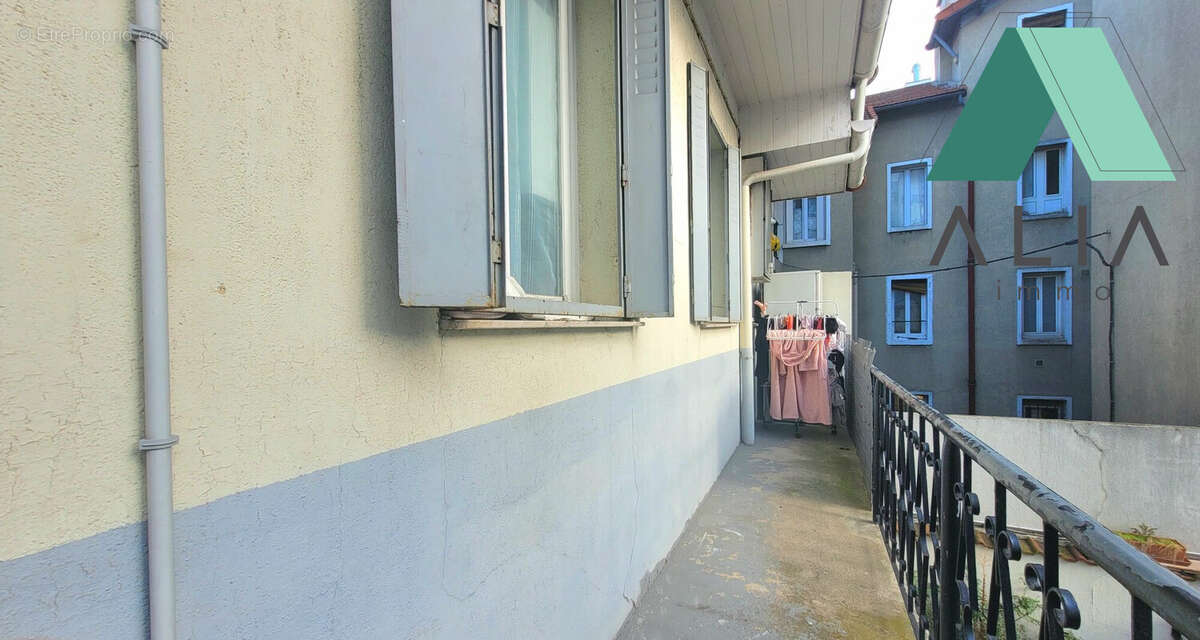 Appartement à AUBERVILLIERS