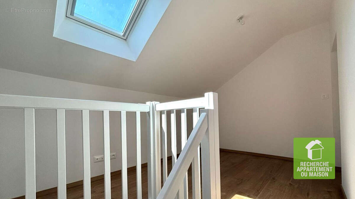 Maison à CREMIEU