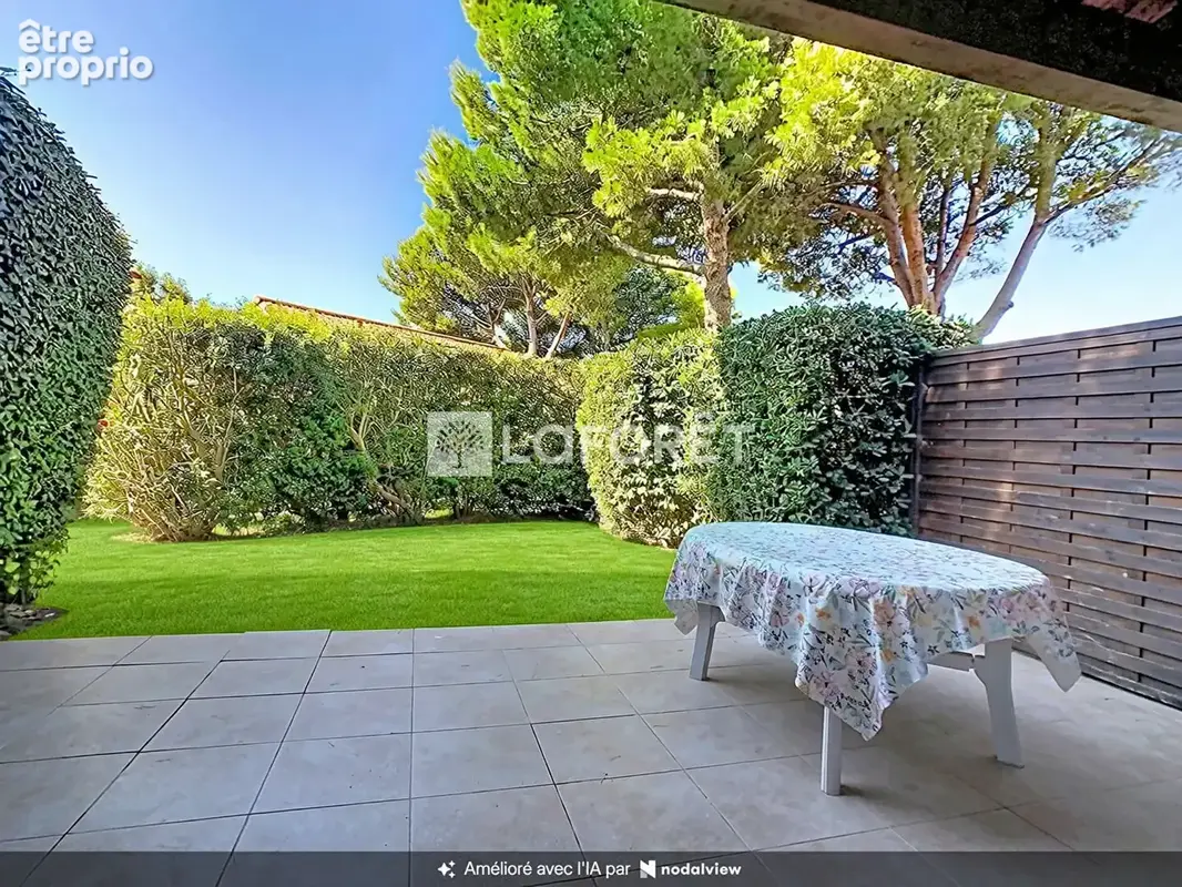 Carro t3 avec terrasse, jardin privatif et parking - photo 3