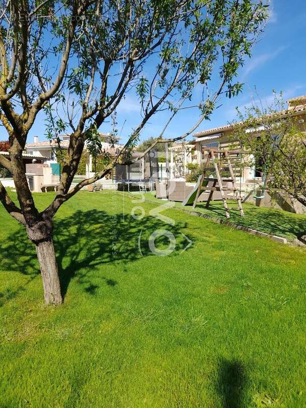 Maison à VILLEVEYRAC