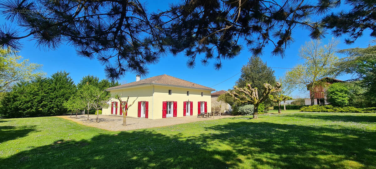 Maison à GRATELOUP-SAINT-GAYRAND