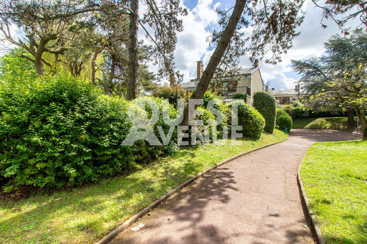 Appartement à GARCHES