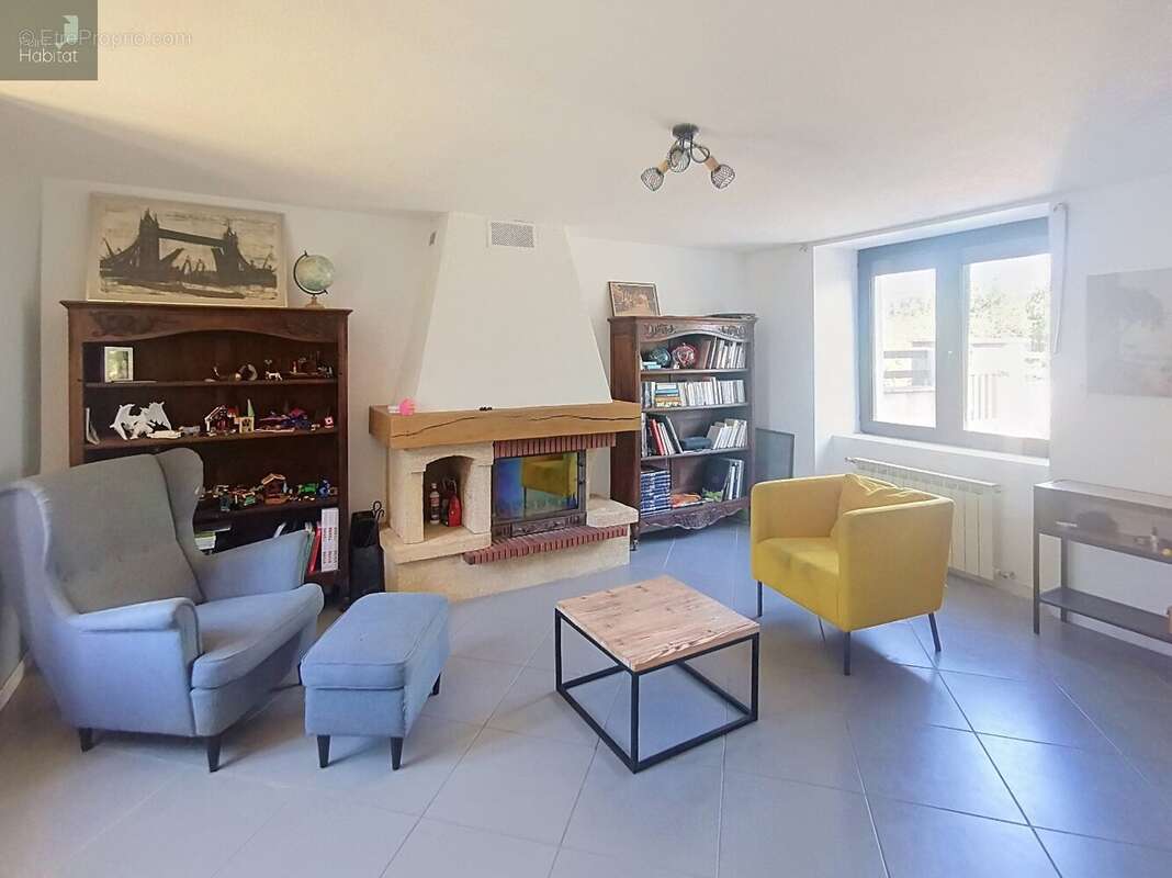 Maison à BARAQUEVILLE