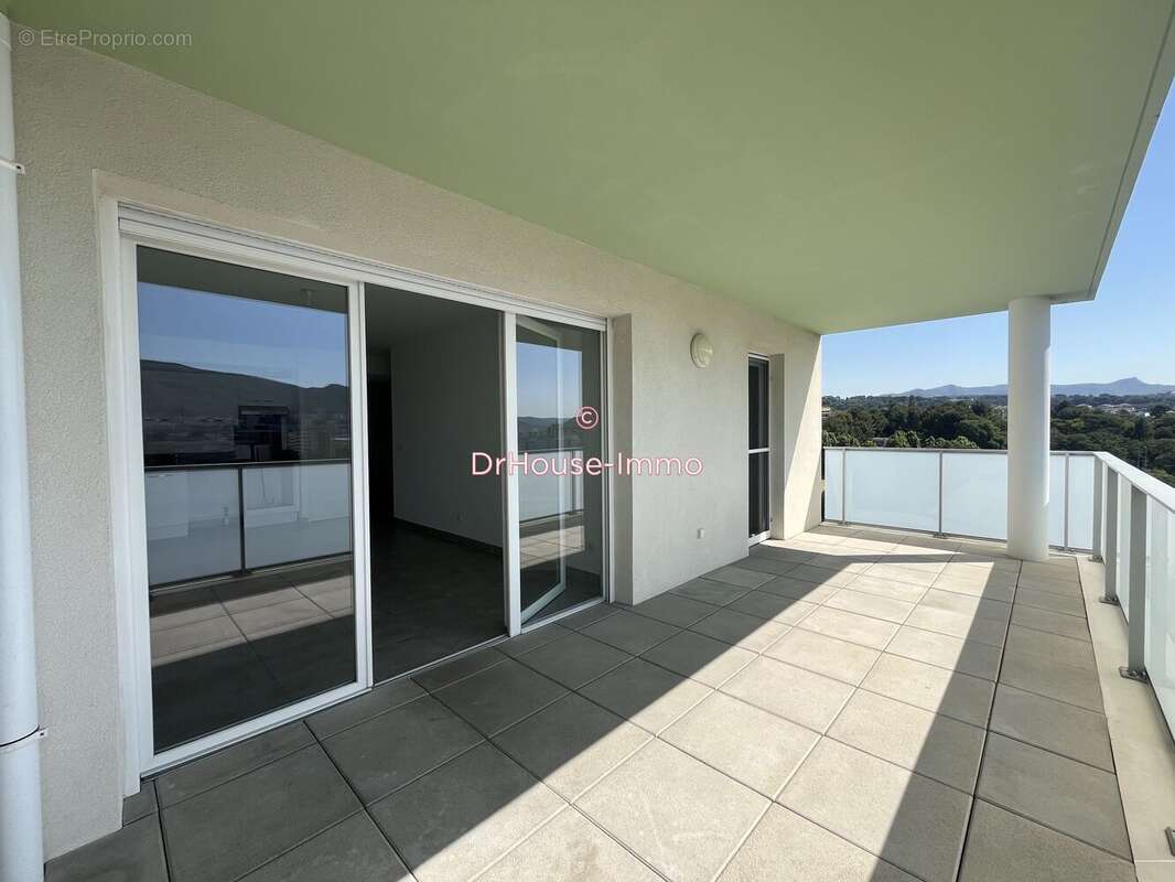 Appartement à MARSEILLE-12E