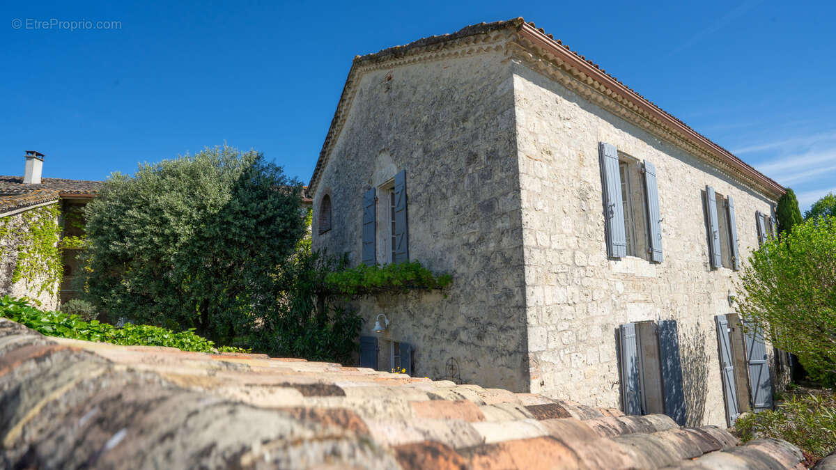 Maison à LACOUR