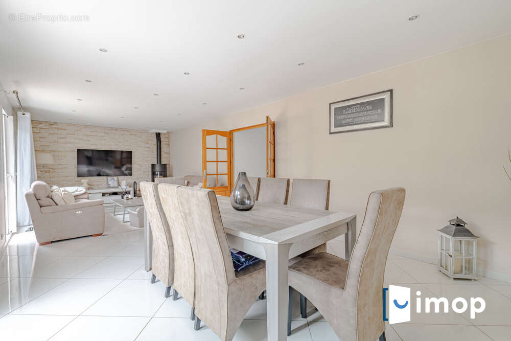 Maison à LIVRY-GARGAN