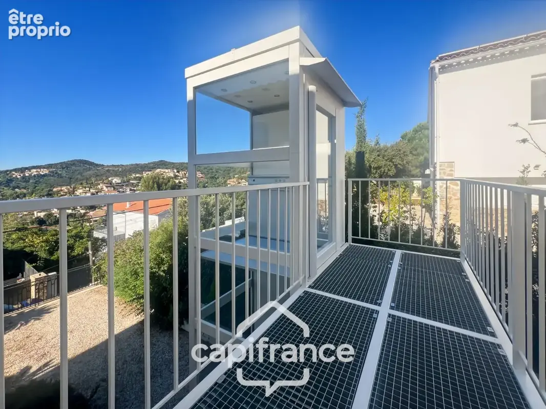 Maison à vendre 8 pièces HYERES (83)- Vue mer panoramique Exceptionnel - Double garage - Ascenseur - photo 38
