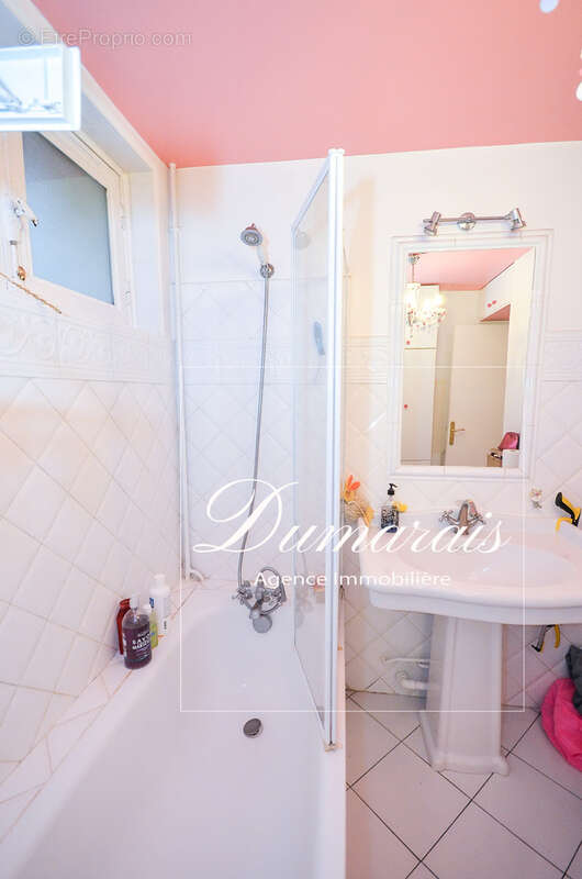 Appartement à PARIS-4E