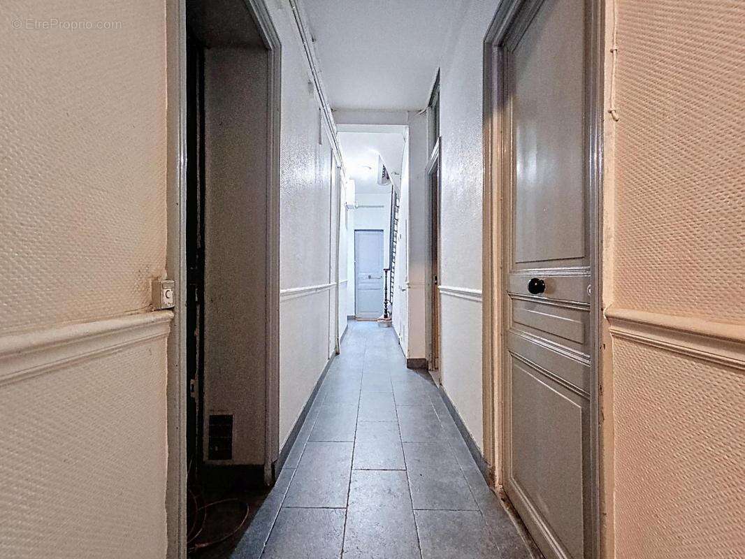 Appartement à PARIS-11E