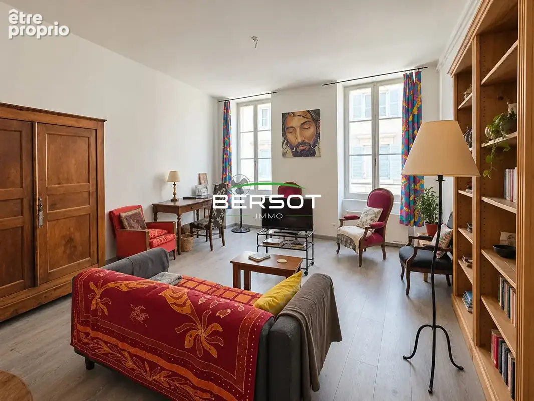 Bel appartement T4 de 110 m²  avec 2 chambres - photo 2