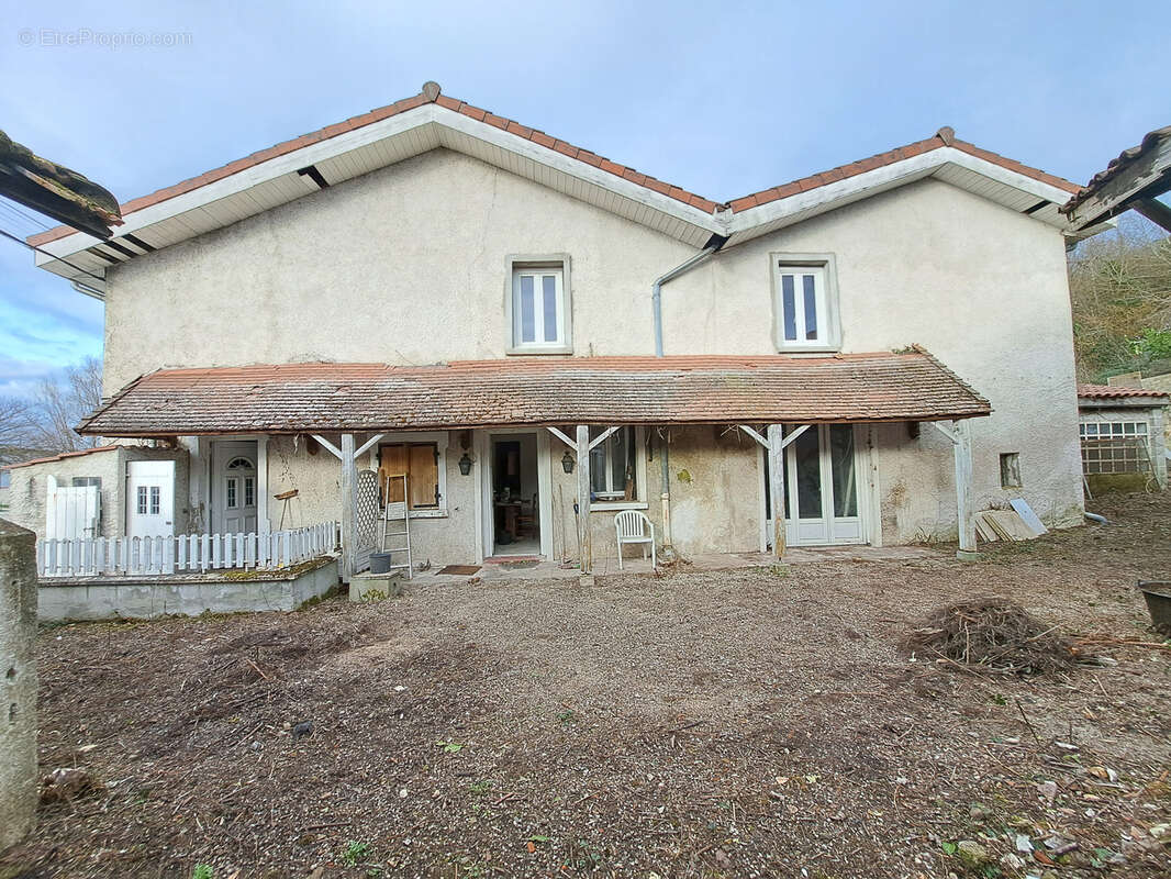 Maison à BOURGOIN-JALLIEU
