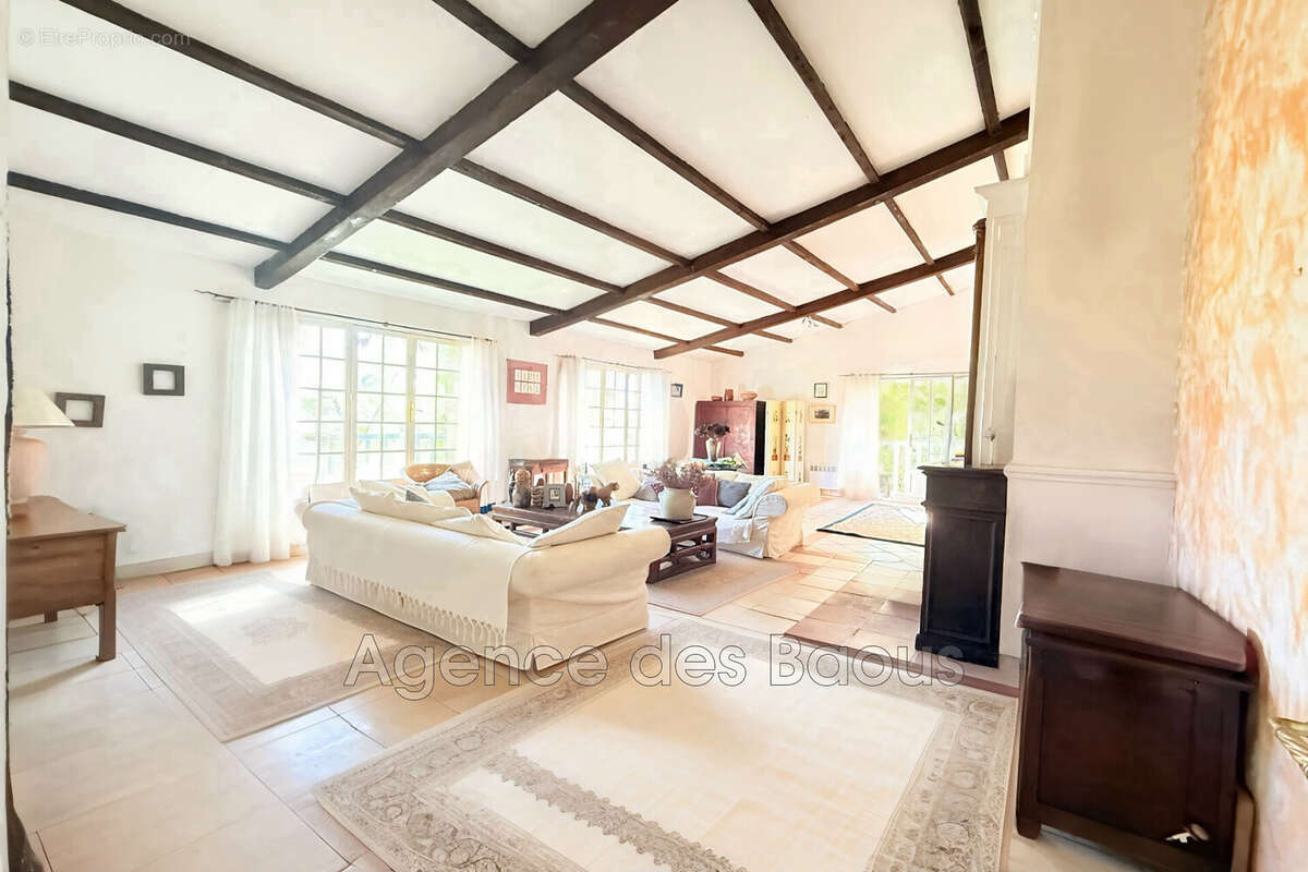 Maison à SAINT-JEANNET