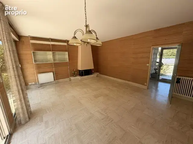 Maison d'architecte 196 m2   7 pièces   Terrain 976 m2 au pi - photo 3