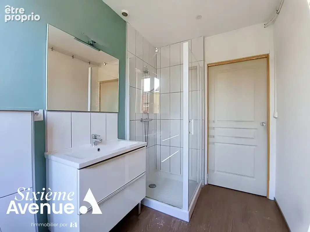 Immeuble avec local commercial et appartement 4 chambres - photo 5