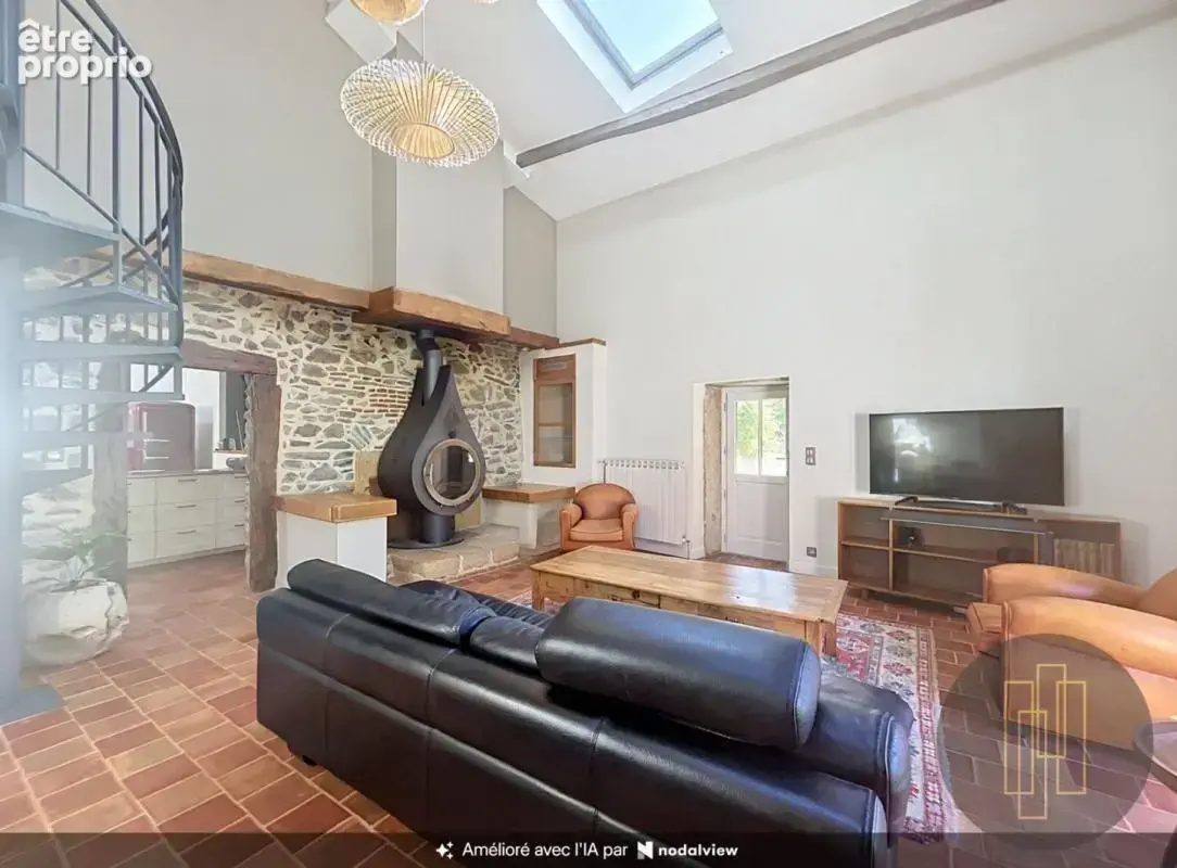 Propriete ancienne courzieu-terrain de 54 480 m2 - photo 9