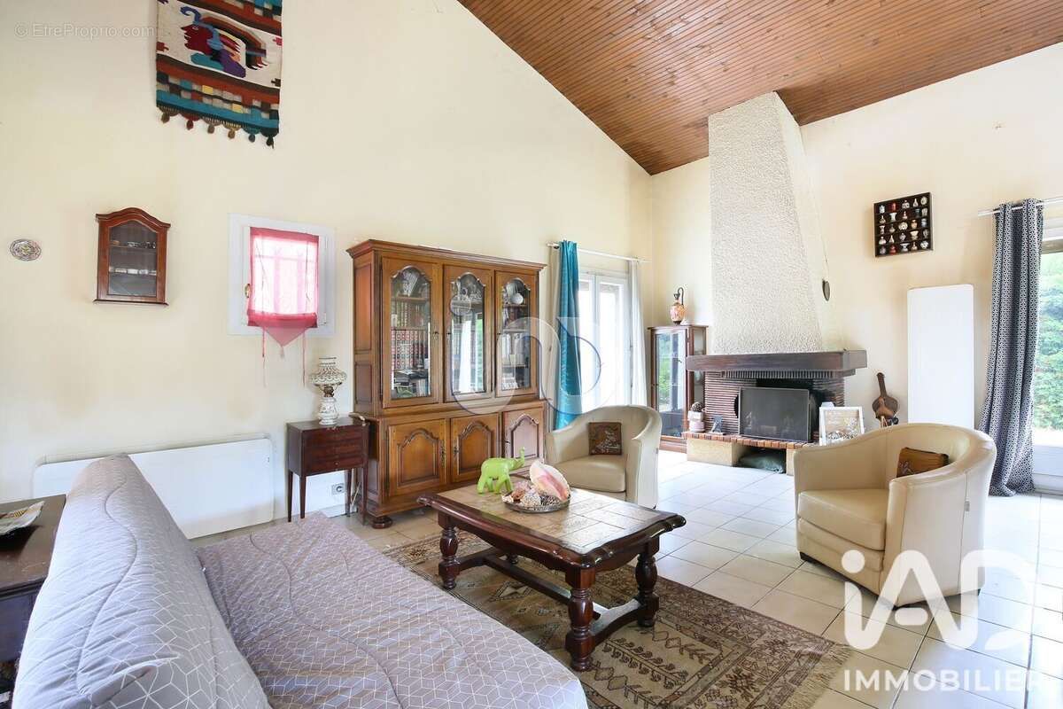 Maison 190 m² à Montberon  - photo 7