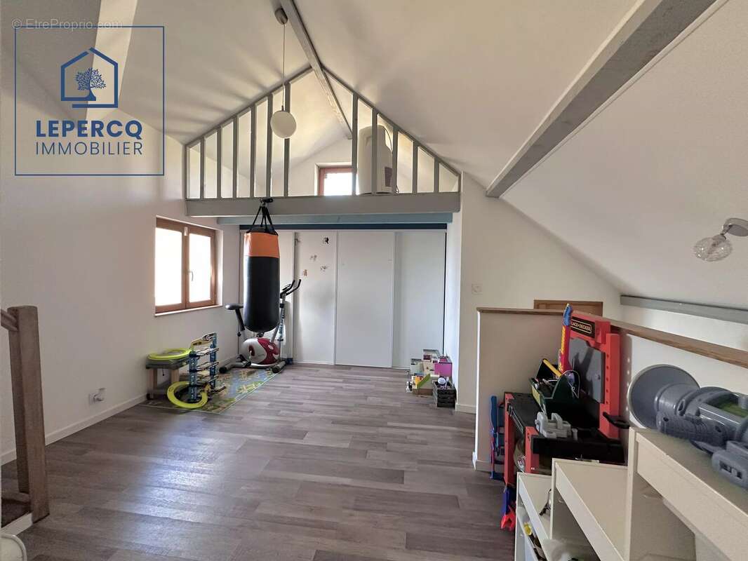 À 10 minutes de mareuil-sur-ourcq – maison entièrement rénovée - photo 10